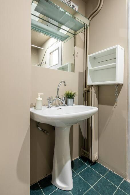 Apartamento Tranquility Downtown Atenas Exterior foto